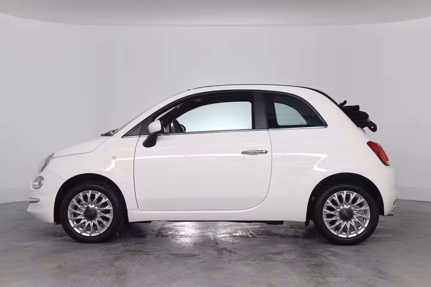 Fiat 500 C 1.0 Hybrid Cabrio Dolcevita Finale | 1e Eigenaar | Dealer Onderhouden | Navi By App | Crui