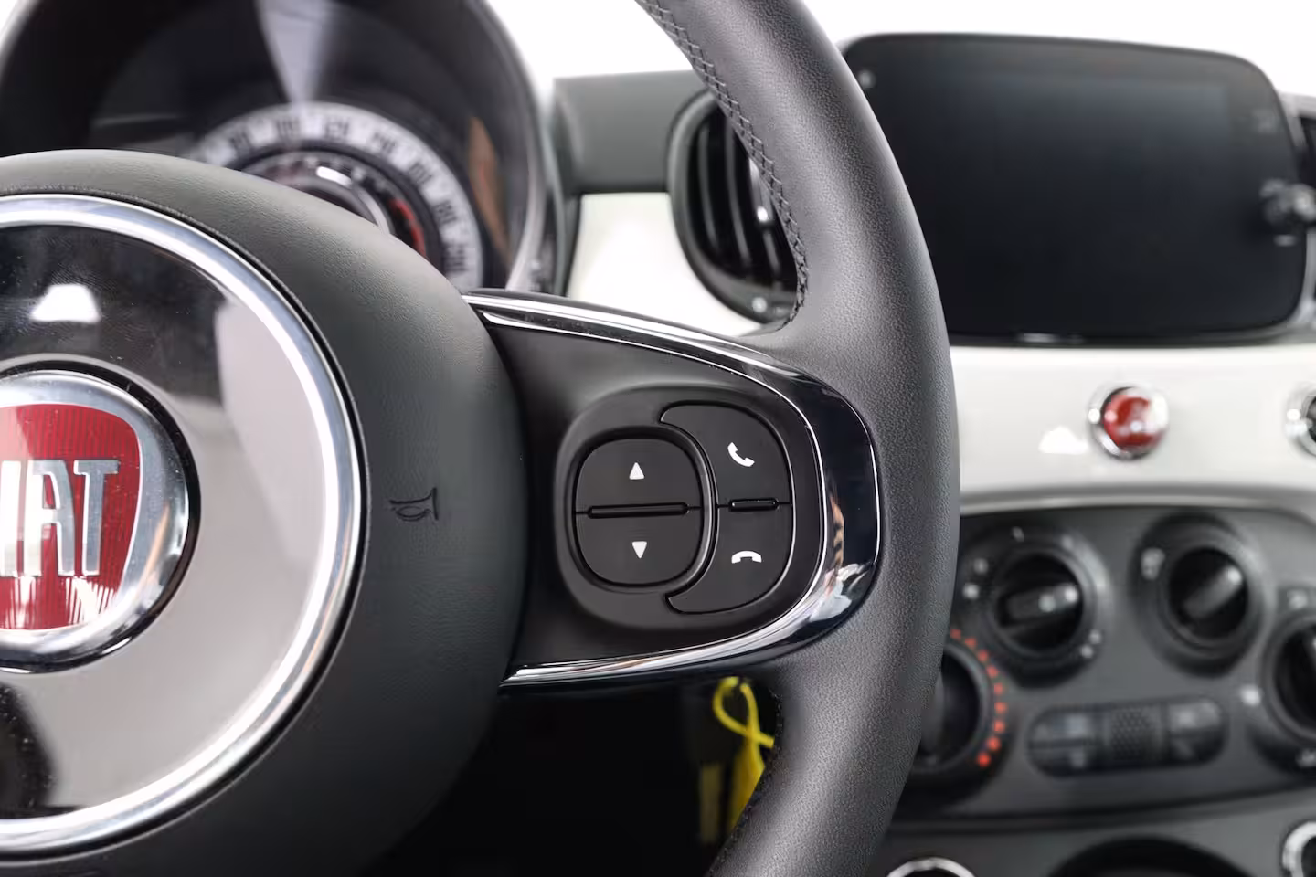 Fiat 500 C 1.0 Hybrid Cabrio Dolcevita Finale | 1e Eigenaar | Dealer Onderhouden | Navi By App | Crui