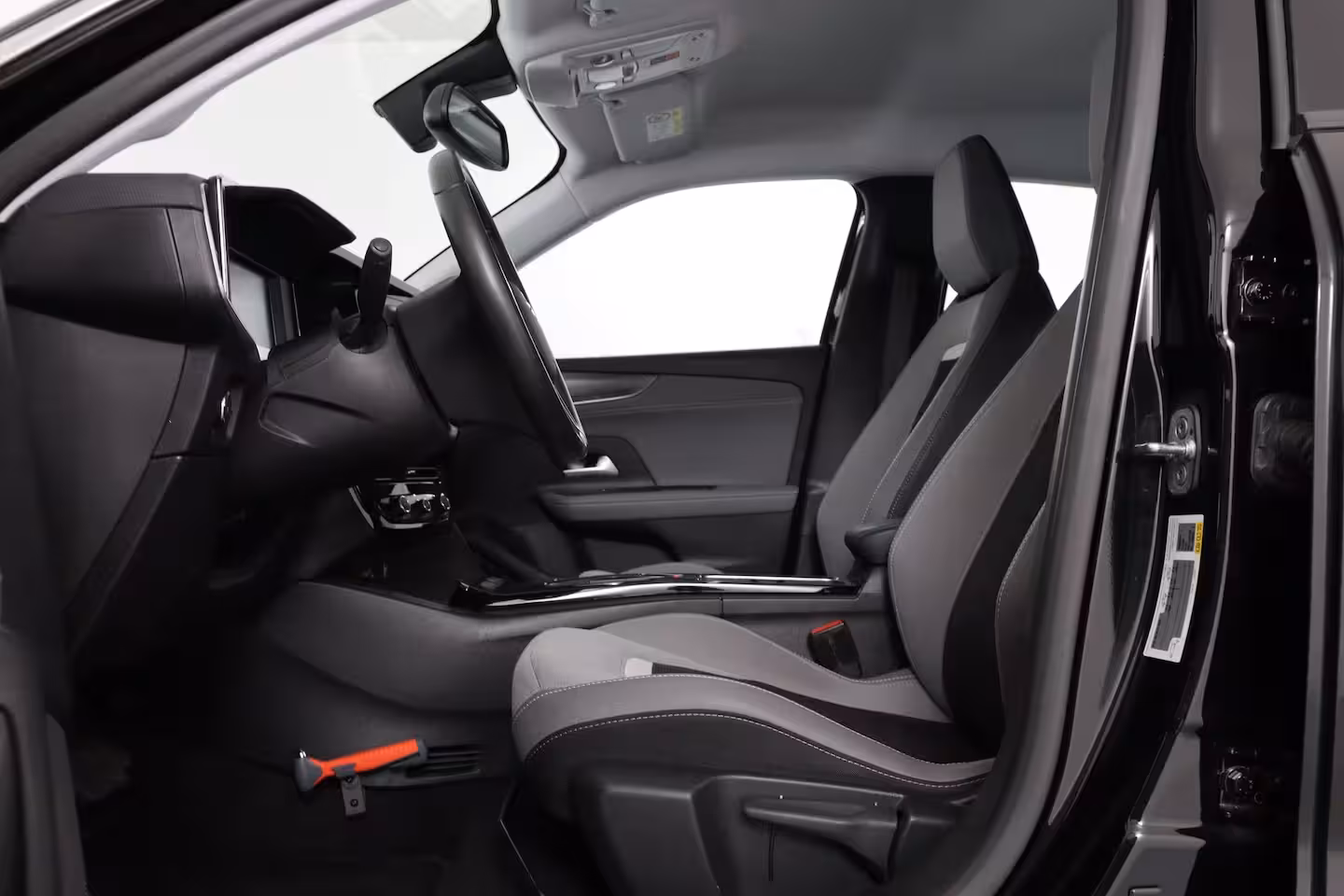 Opel Mokka Electric Elegance 50 kWh 3 Fase | SOH 100% | Dealer Onderhouden | LED | Navi By App | Camera | Clim