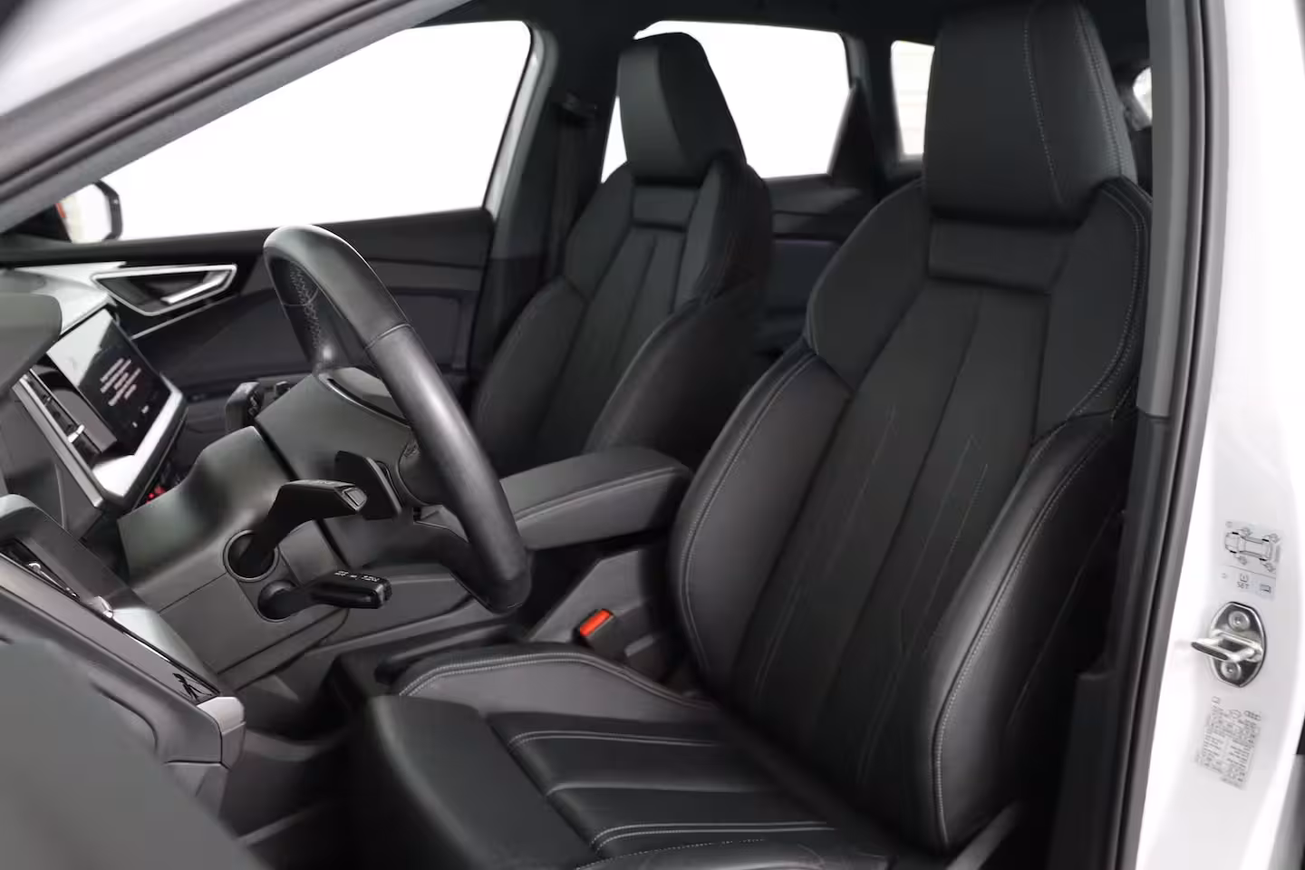 Audi Q4 e-tron 50 quattro Launch edition Advanced Plus 77 kWh | 1e Eigenaar | Leder | Sonos Audio | Memor