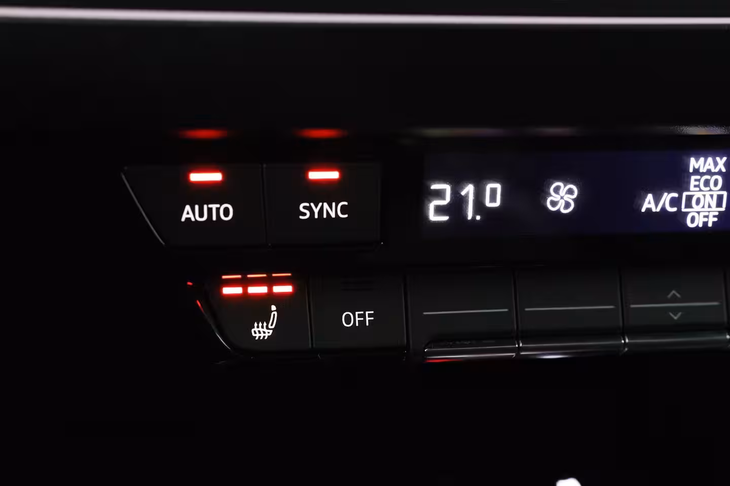 Audi Q4 e-tron 50 quattro Launch edition Advanced Plus 77 kWh | 1e Eigenaar | Leder | Sonos Audio | Memor