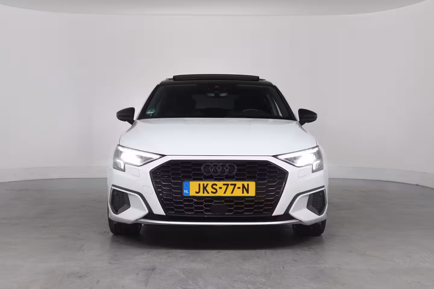 Audi A3 Limousine 30 TFSI Advanced edition | Open Dak | Afneembare Trekhaak | LED | Sportstoelen | Navi By A
