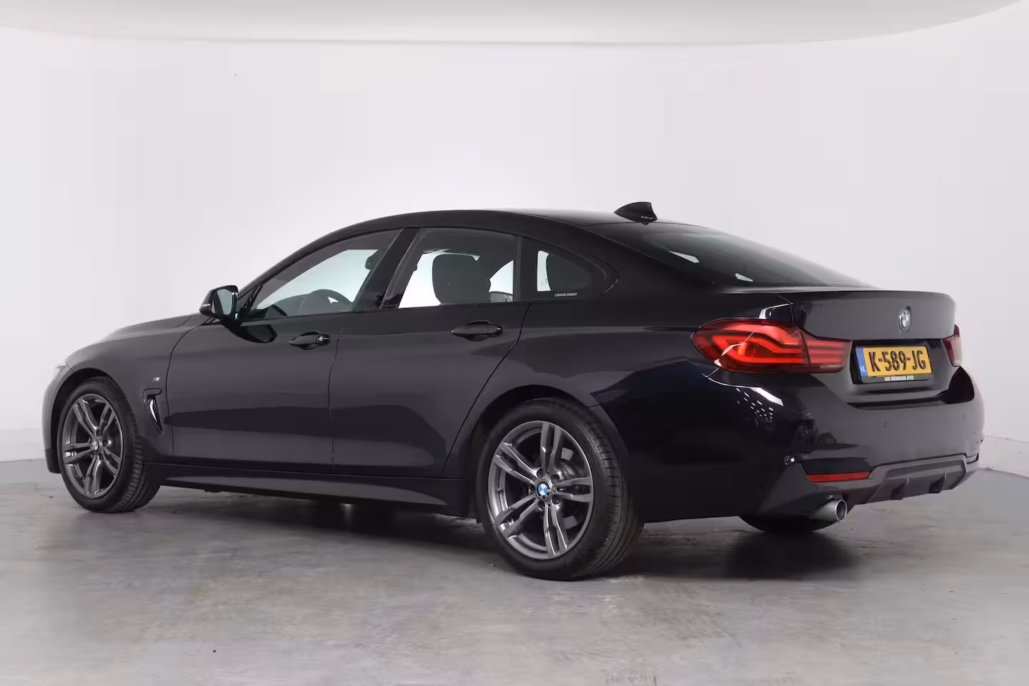 BMW 4-serie Gran Coupé 418i M-Sport | Dealer Onderhouden | LED | Sportstoelen | Clima | Parkeersensoren | Elk. Ac