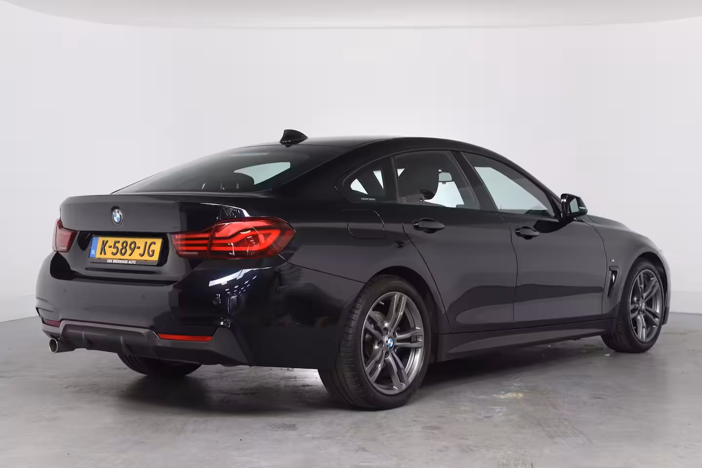 BMW 4-serie Gran Coupé 418i M-Sport | Dealer Onderhouden | LED | Sportstoelen | Clima | Parkeersensoren | Elk. Ac