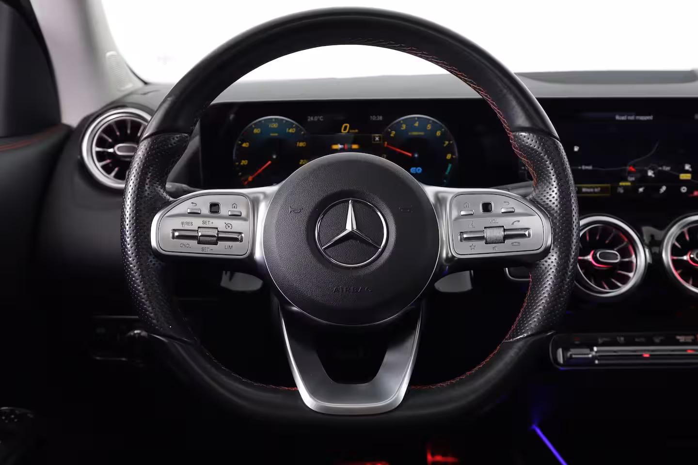 Mercedes-Benz GLA-Klasse 250 e AMG Line | Elektrisch Panoramadak | Memory | 360* Camera | Stoelverwarming | Navigat