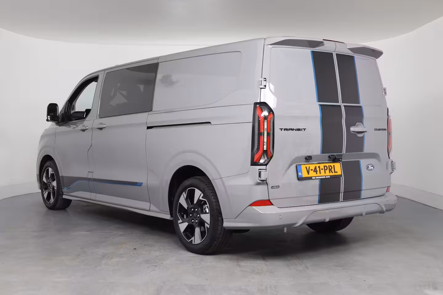 Ford Transit Custom 320 2.5 PHEV L2H1 Sport DC | Trekhaak | 360* Camera | Adaptieve Cruise Control | Stoel & S