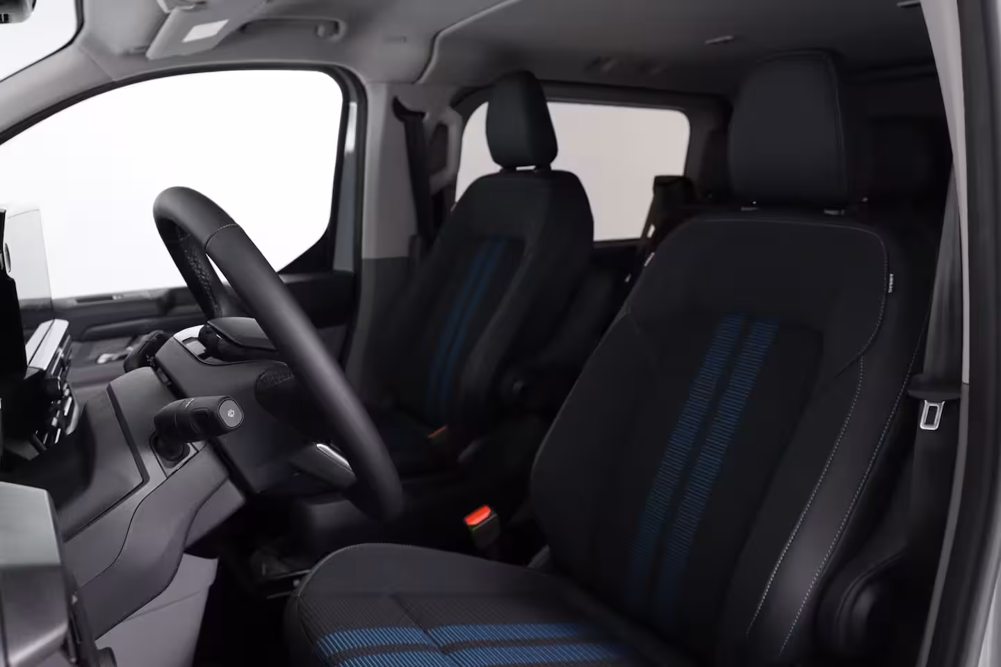 Ford Transit Custom 320 2.5 PHEV L2H1 Sport DC | Trekhaak | 360* Camera | Adaptieve Cruise Control | Stoel & S