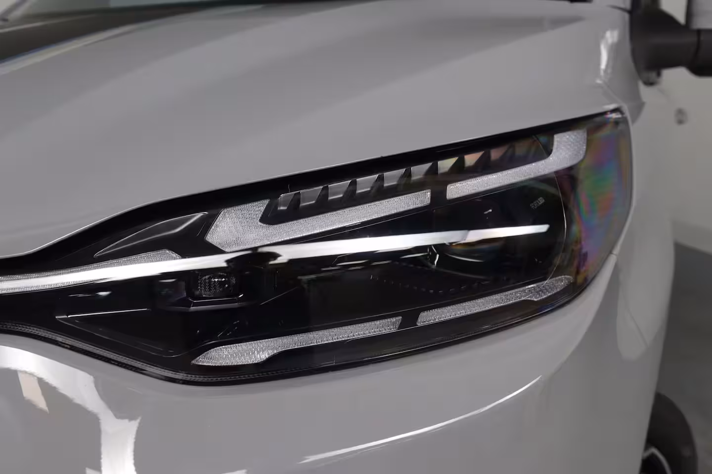 Ford Transit Custom 320 2.5 PHEV L2H1 Sport DC | Trekhaak | 360* Camera | Adaptieve Cruise Control | Stoel & S