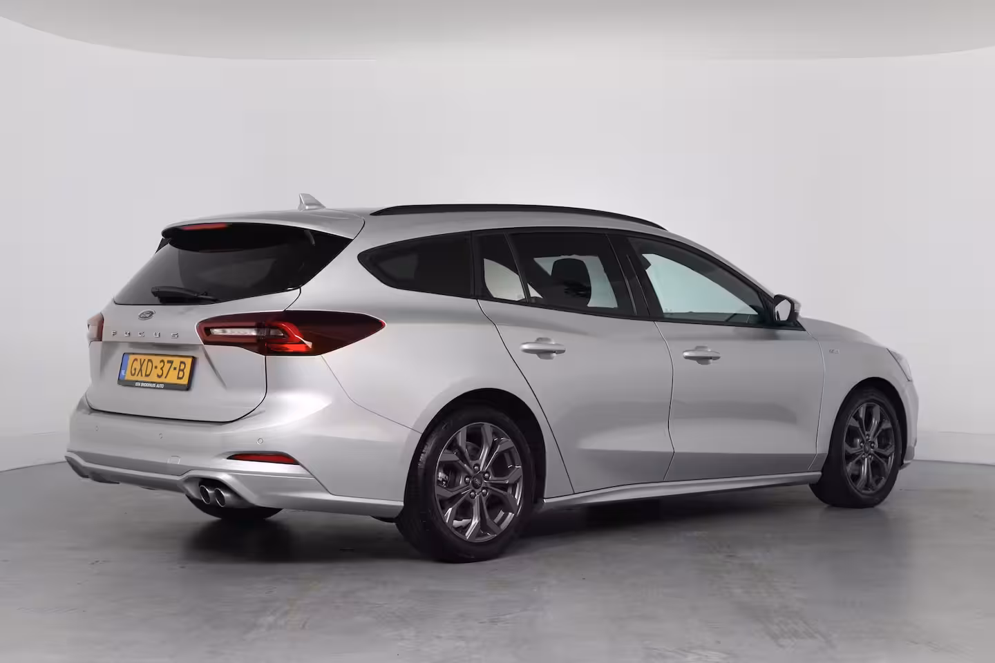 Ford Focus Wagon 1.0 EcoBoost Hybrid ST Line | 1e Eigenaar | Winterpack | LED | Clima | Navi | Cruise Contr