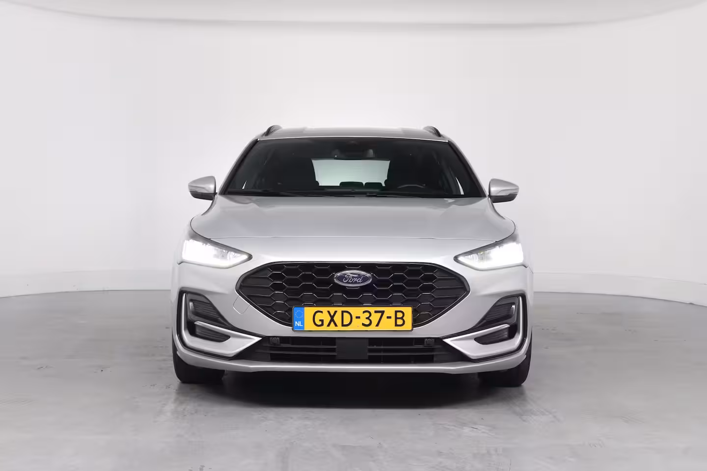 Ford Focus Wagon 1.0 EcoBoost Hybrid ST Line | 1e Eigenaar | Winterpack | LED | Clima | Navi | Cruise Contr