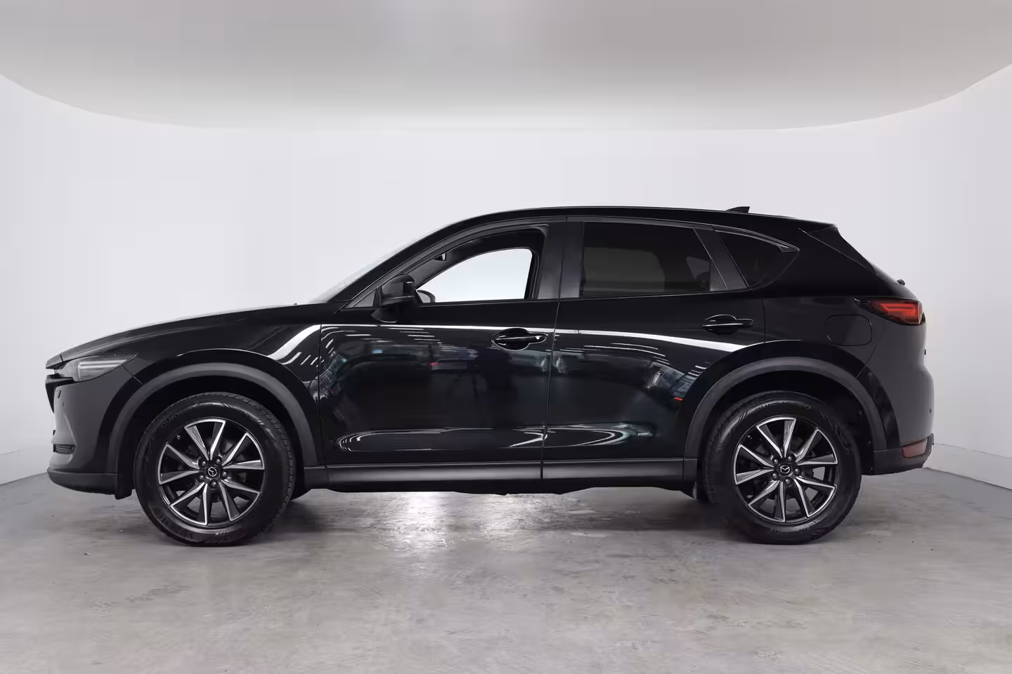 Mazda CX-5 2.0 SkyActiv-G 165 GT-M | Trekhaak | Head-Up Display | 360 Camera | Stoel-/Stuurverwarming