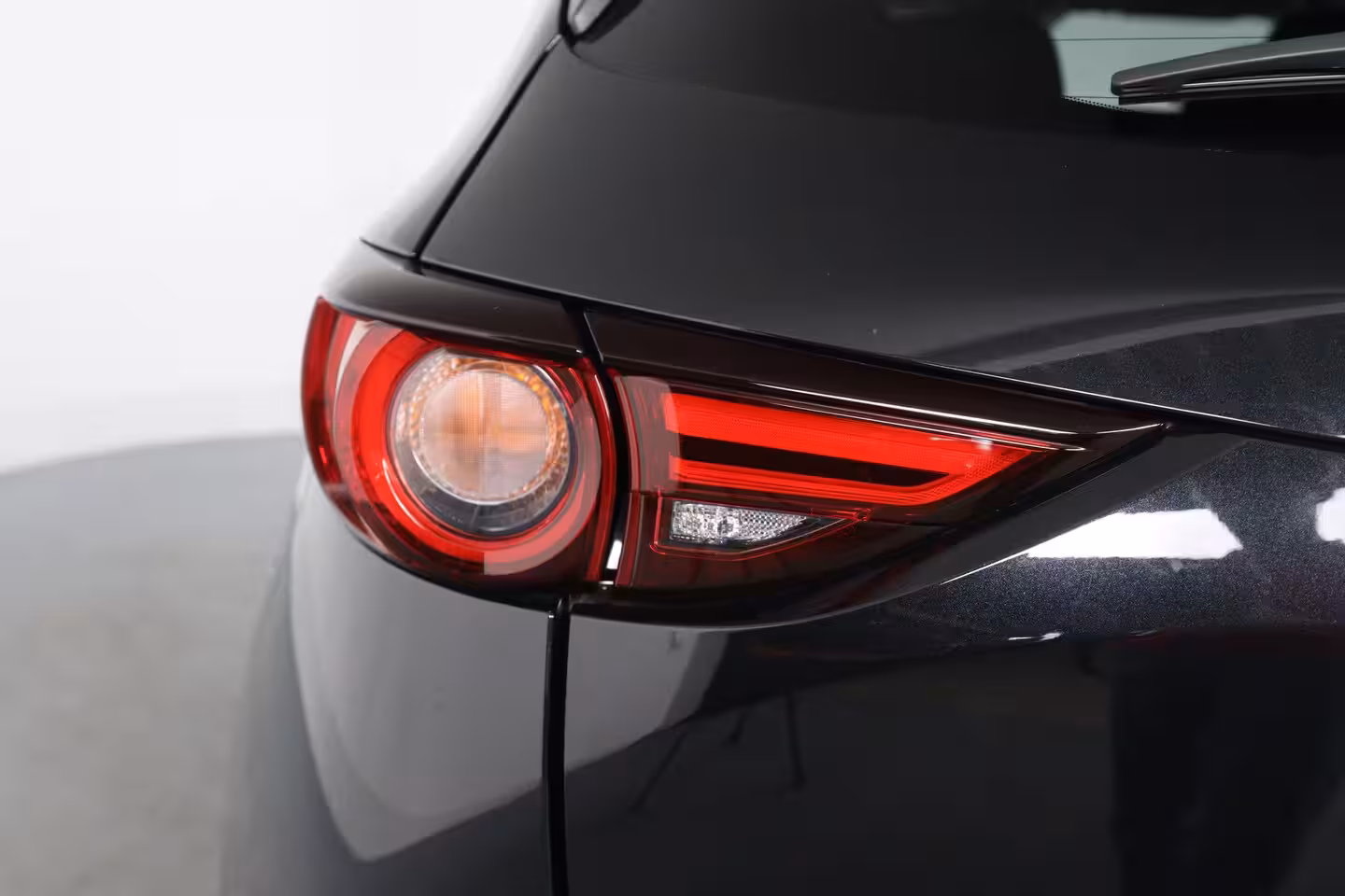 Mazda CX-5 2.0 SkyActiv-G 165 GT-M | Trekhaak | Head-Up Display | 360 Camera | Stoel-/Stuurverwarming