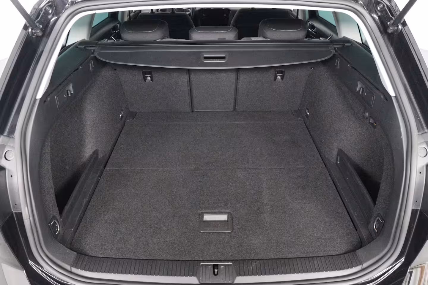 Volkswagen Passat Variant 1.5 TSI Business | Trekhaak | Stoelverwarming | ErgoComfort | Navi | Clima | Cruise Adapti
