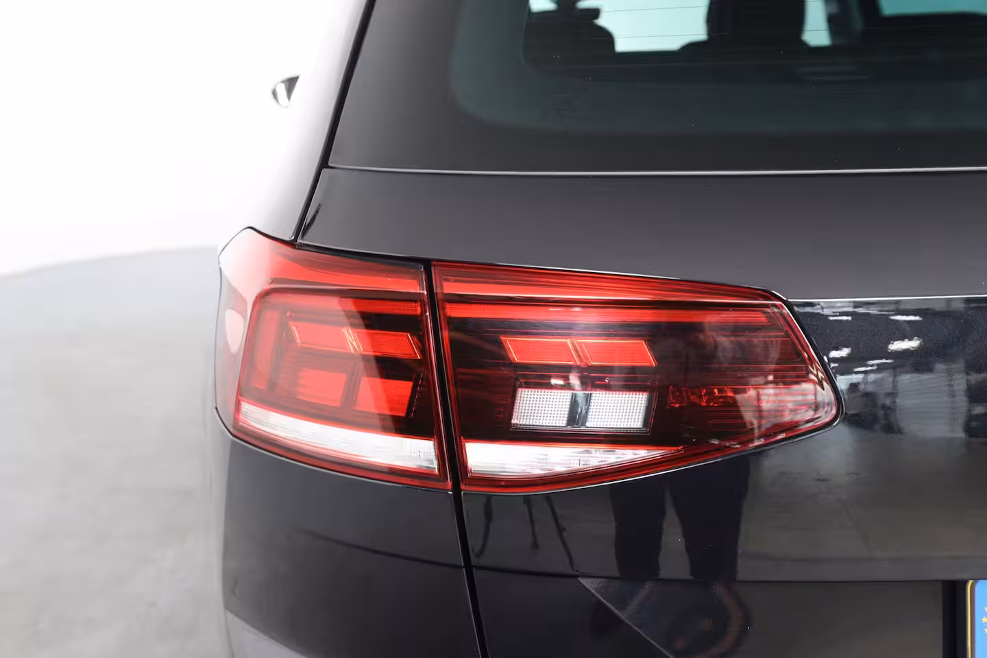 Volkswagen Passat Variant 1.5 TSI Business | Trekhaak | Stoelverwarming | ErgoComfort | Navi | Clima | Cruise Adapti