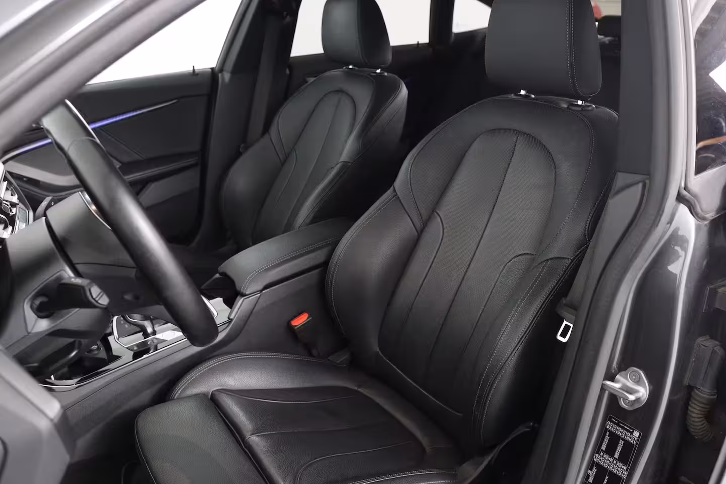 BMW 2-serie Gran Coupé 218i High Executive | 1e Eigenaar | M-Pakket | Harman/Kardon | Leder | LED | Sportstoelen