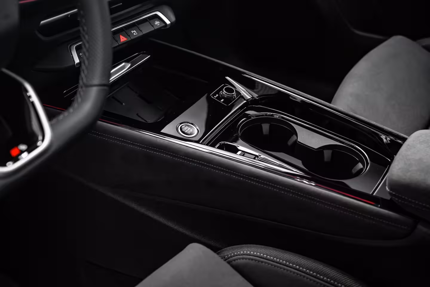 Audi Q3 S edition | Adaptive cruise control | sound system | Cruise control