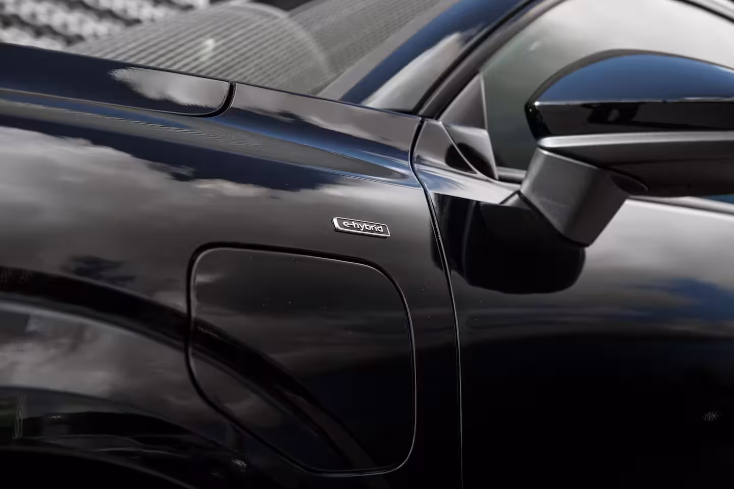 Audi Q3 S edition | Adaptive cruise control | sound system | Cruise control