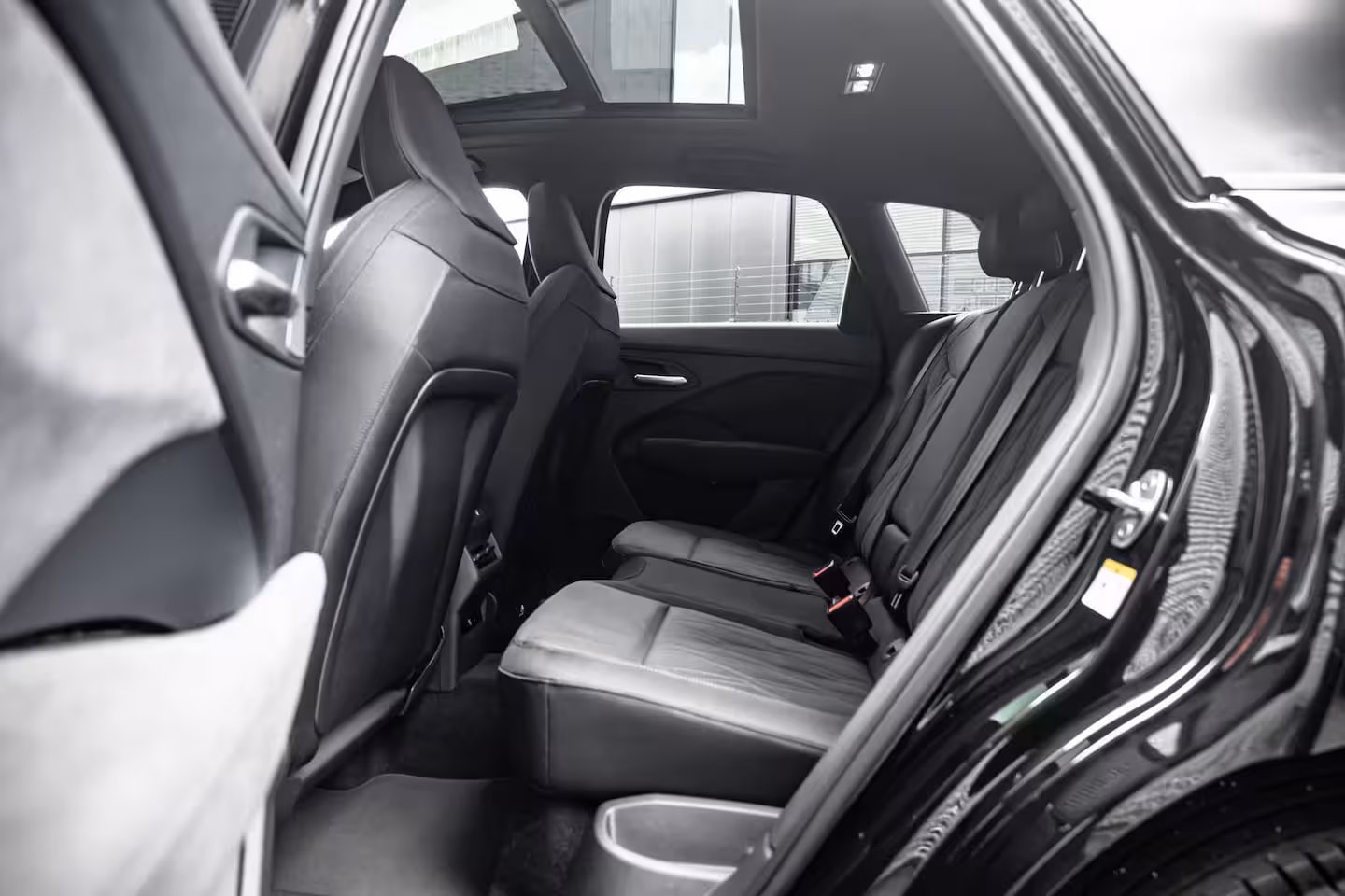 Audi Q3 S edition | Adaptive cruise control | sound system | Cruise control