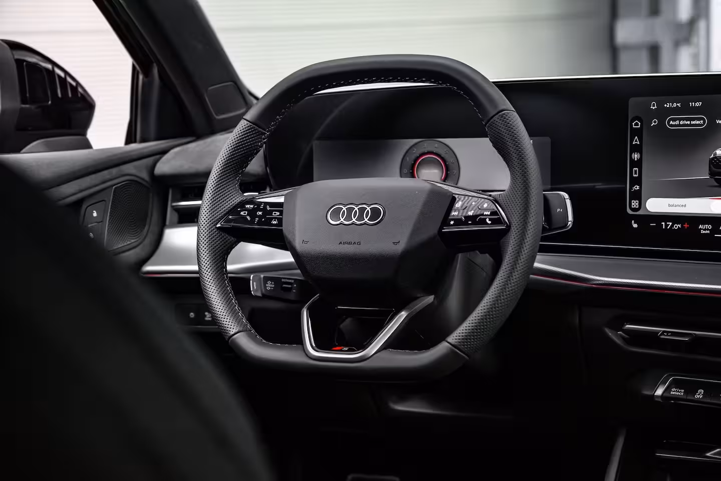 Audi Q3 S edition | Adaptive cruise control | sound system | Cruise control