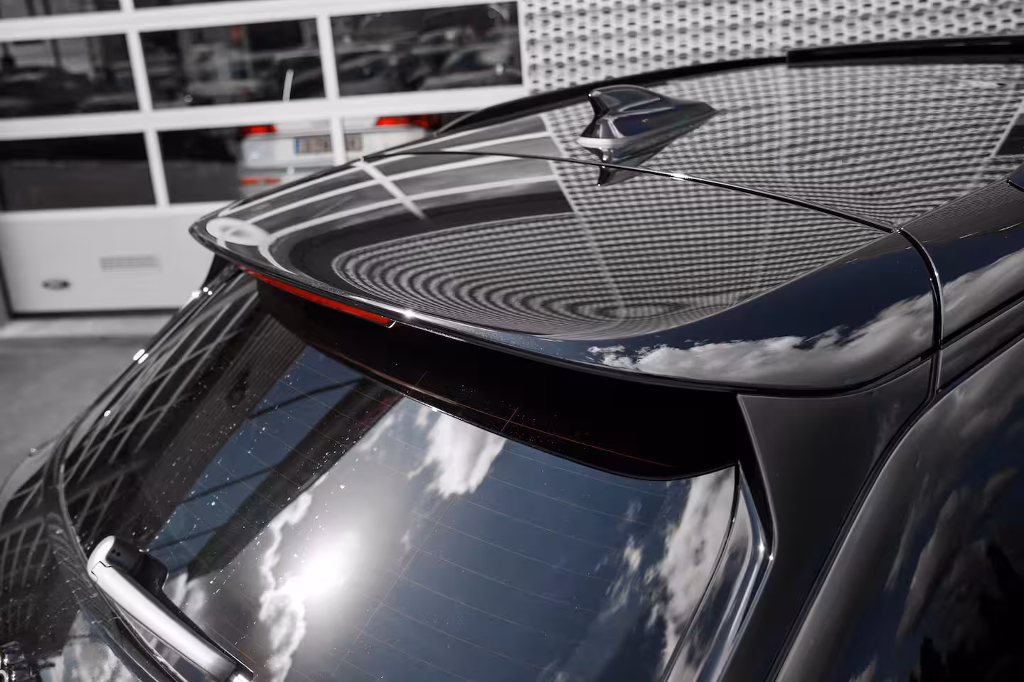 Audi Q3 S edition | Adaptive cruise control | sound system | Cruise control