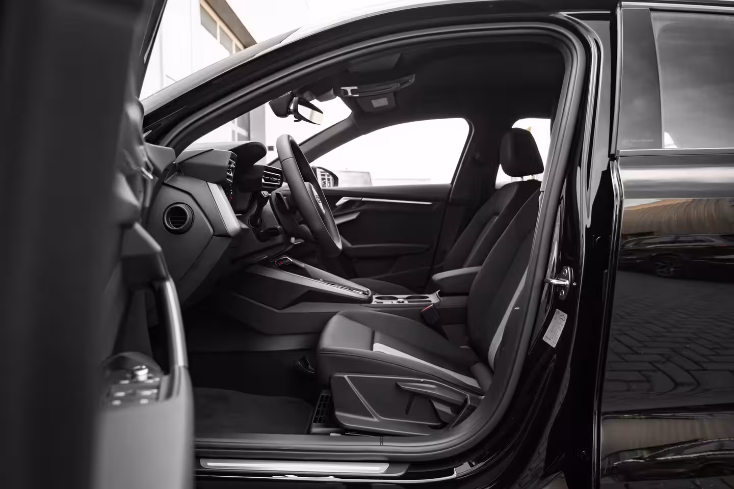 Audi A3 Sportback Pro Line | Aluminium optiek in het interieur | Assistentiepakket Rijden en Parkeren Plus |