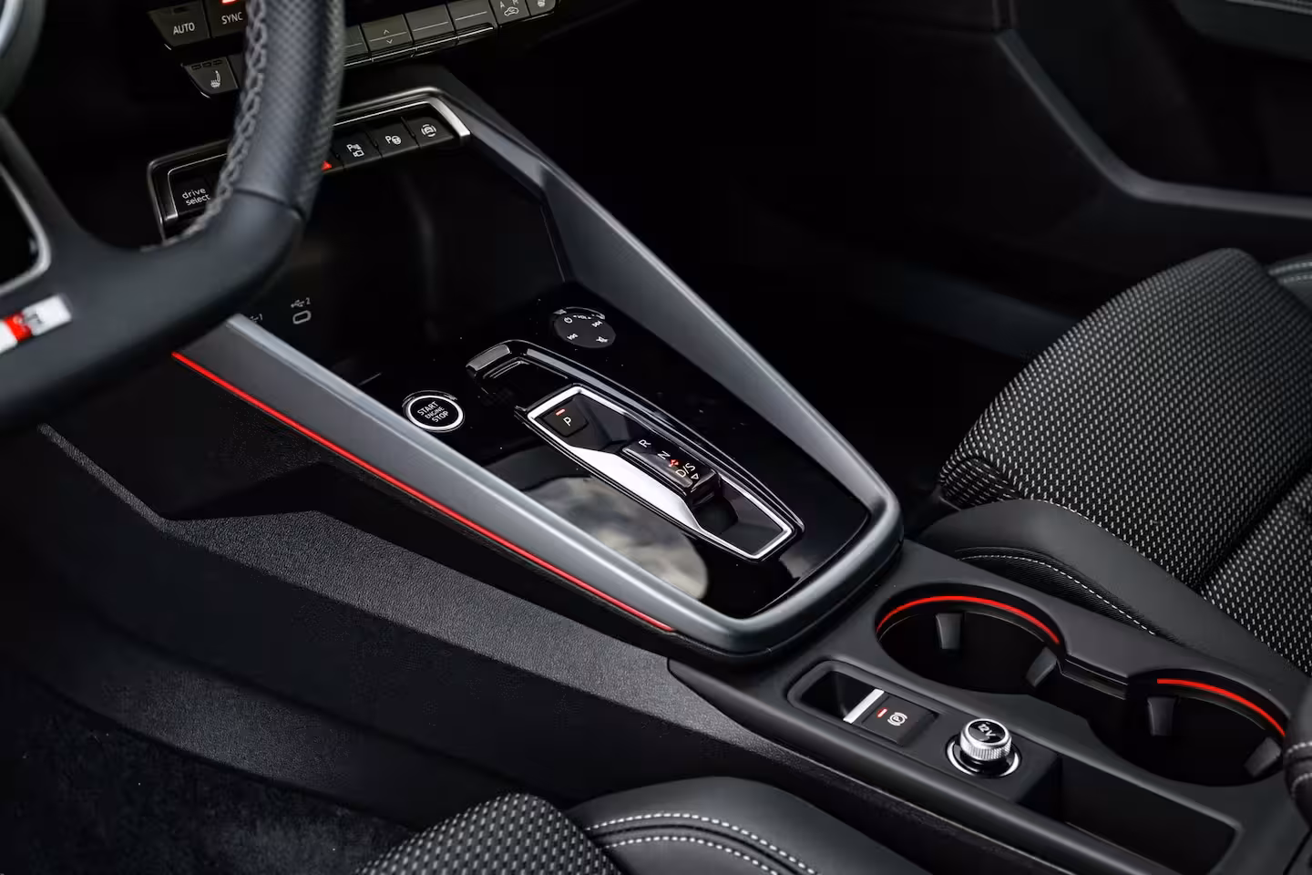 Audi A3 Sportback S edition | Aluminium optiek in het interieur | Assistentiepakket Rijden en Parkeren Plus