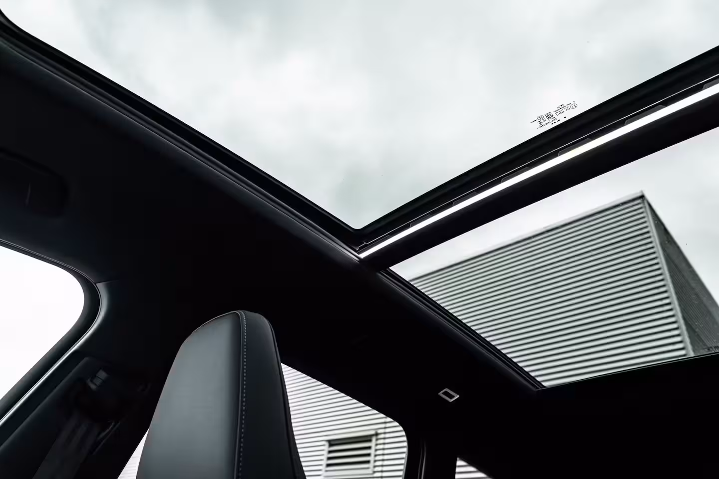 Audi Q6 e-tron S edition 83 kWh / 252 pk | Adaptive air suspension | Adaptive cruise control | sound syst