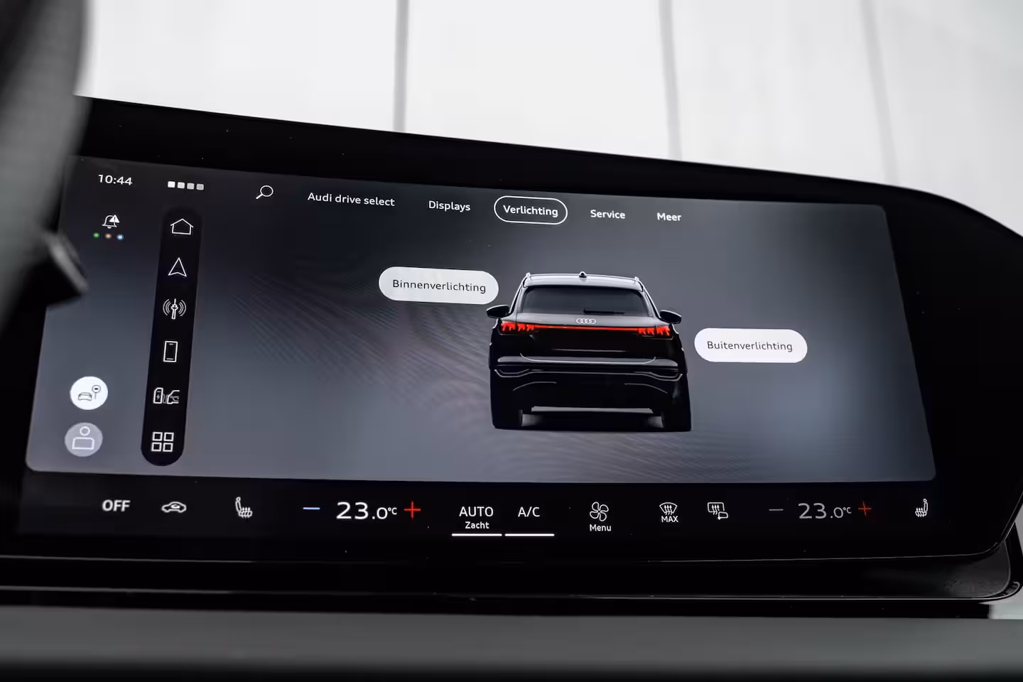 Audi Q6 e-tron S edition 83 kWh / 252 pk | Adaptive air suspension | Adaptive cruise control | sound syst