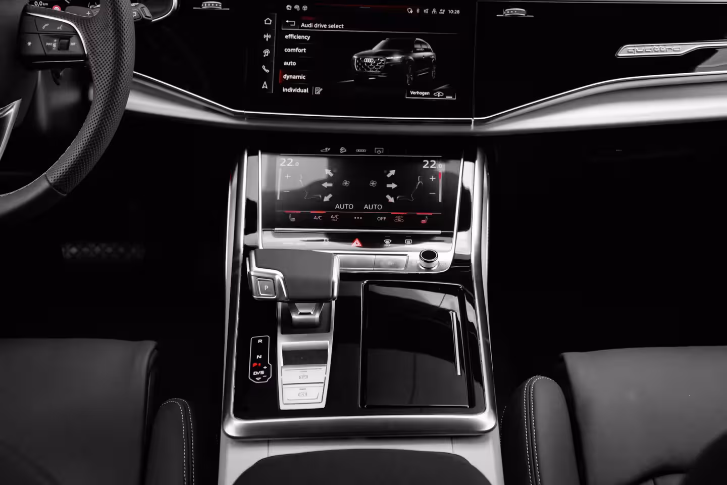 Audi Q7 55 TFSI e quattro Pro Line S 394PK | Trekhaak | Leder valcona met S-logo | Panoramadak | A