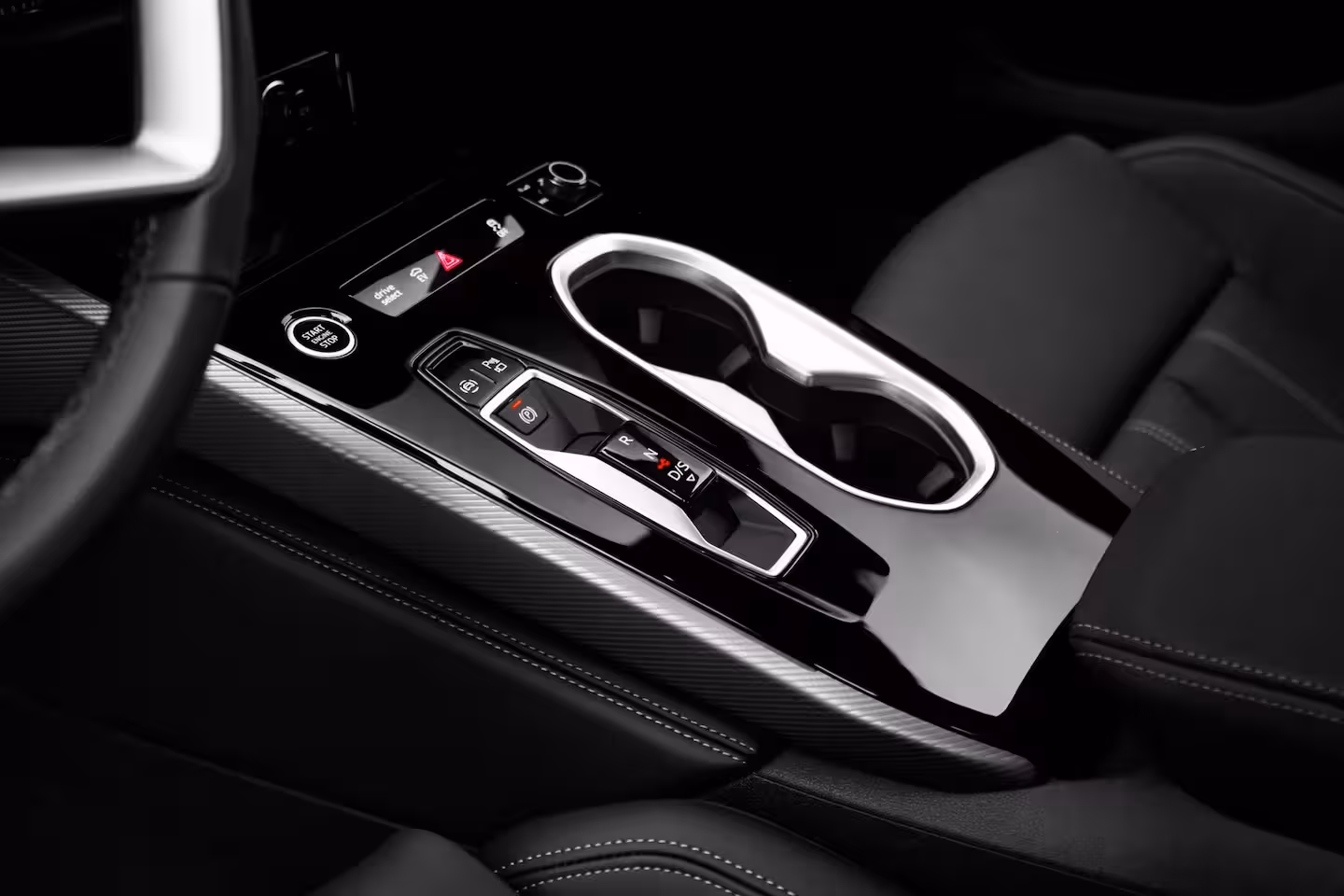Audi A6 Limousine Advanced edition 2.0 e-hybrid 299 pk | Adaptive cruise control | Airconditioning 4-zones |