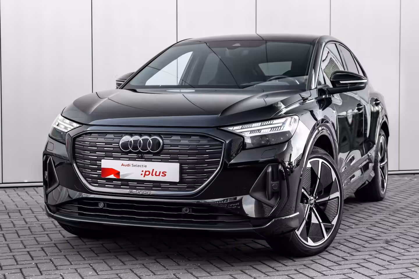 Audi Q4 Sportback e-tron 50 quattro Launch edition S Competition 77 kWh 299 PK | SONOS | Head-up | Ledere Bekleding