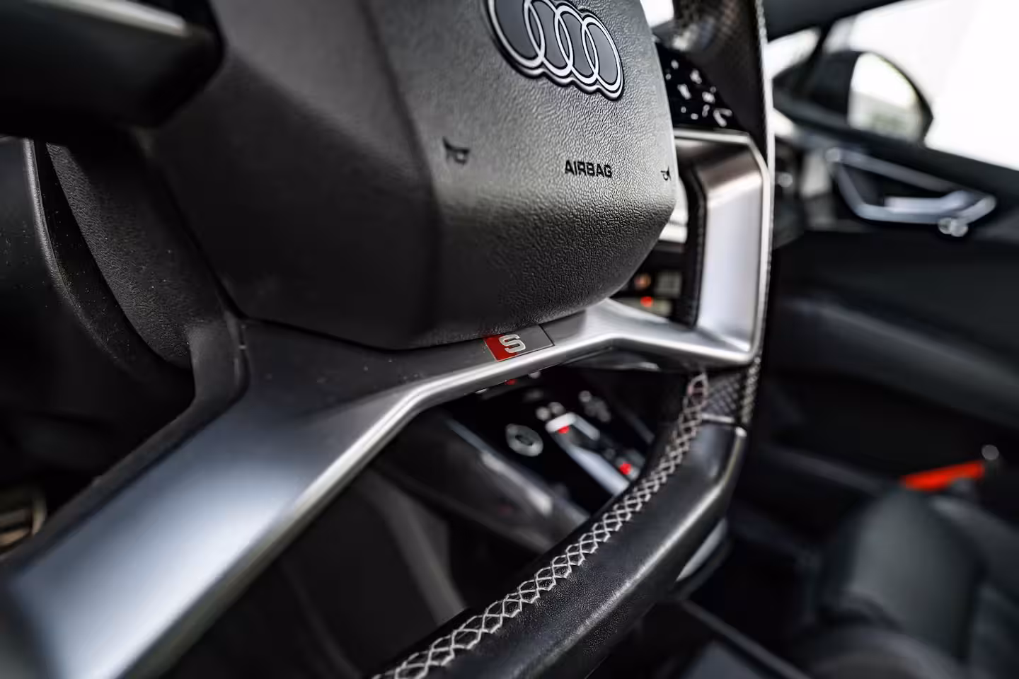 Audi Q4 Sportback e-tron 50 quattro Launch edition S Competition 77 kWh 299 PK | SONOS | Head-up | Ledere Bekleding