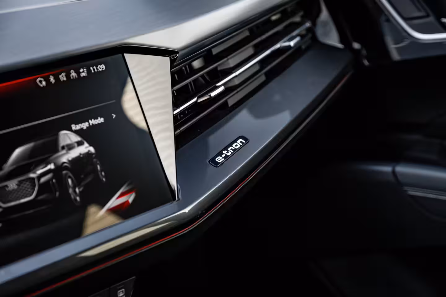 Audi Q4 Sportback e-tron 50 quattro Launch edition S Competition 77 kWh 299 PK | SONOS | Head-up | Ledere Bekleding