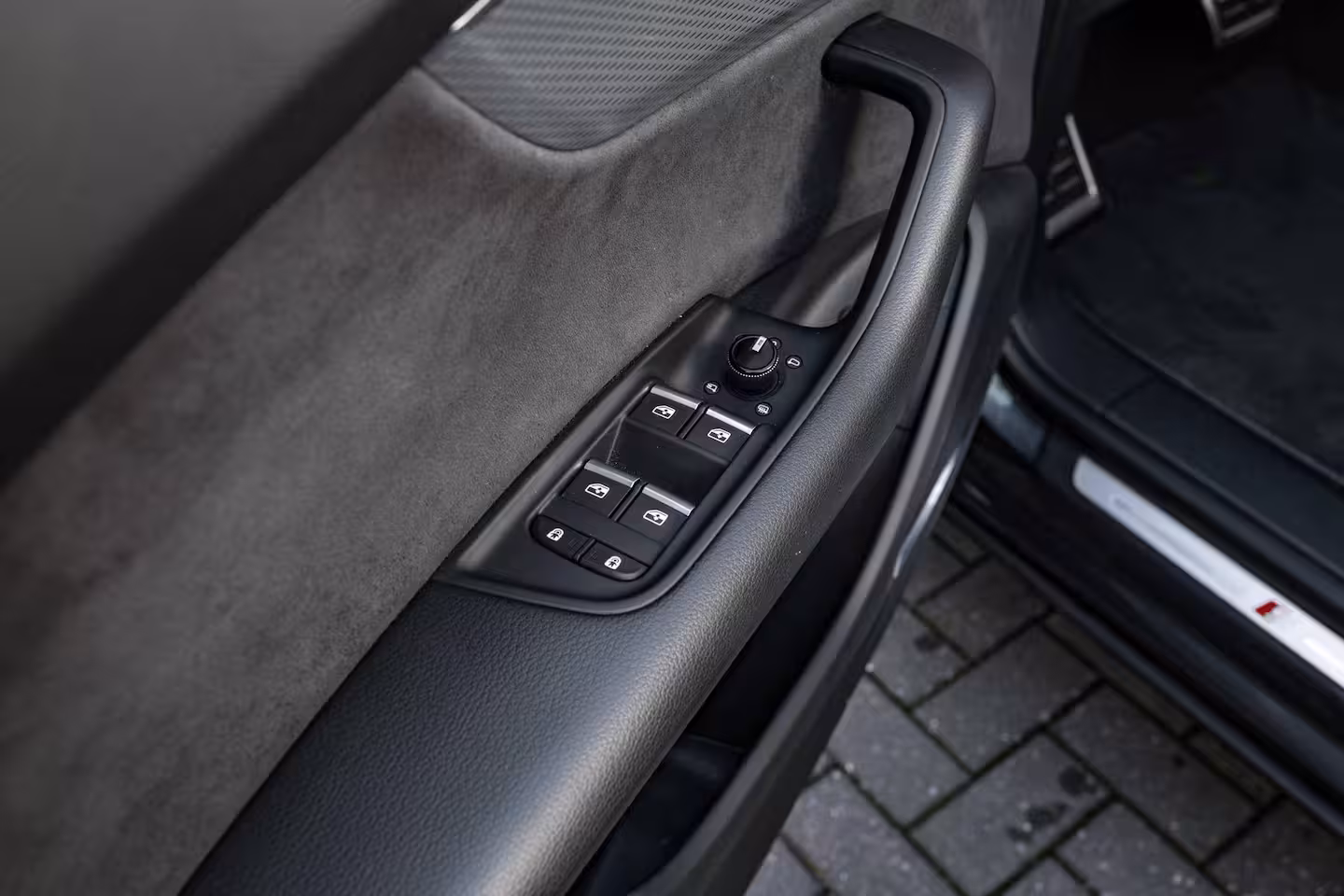 Audi Q8 60 TFSI e quattro Pro Line S Competition 490 PK | Vierwielbesturing | Panoramadak | B&O |