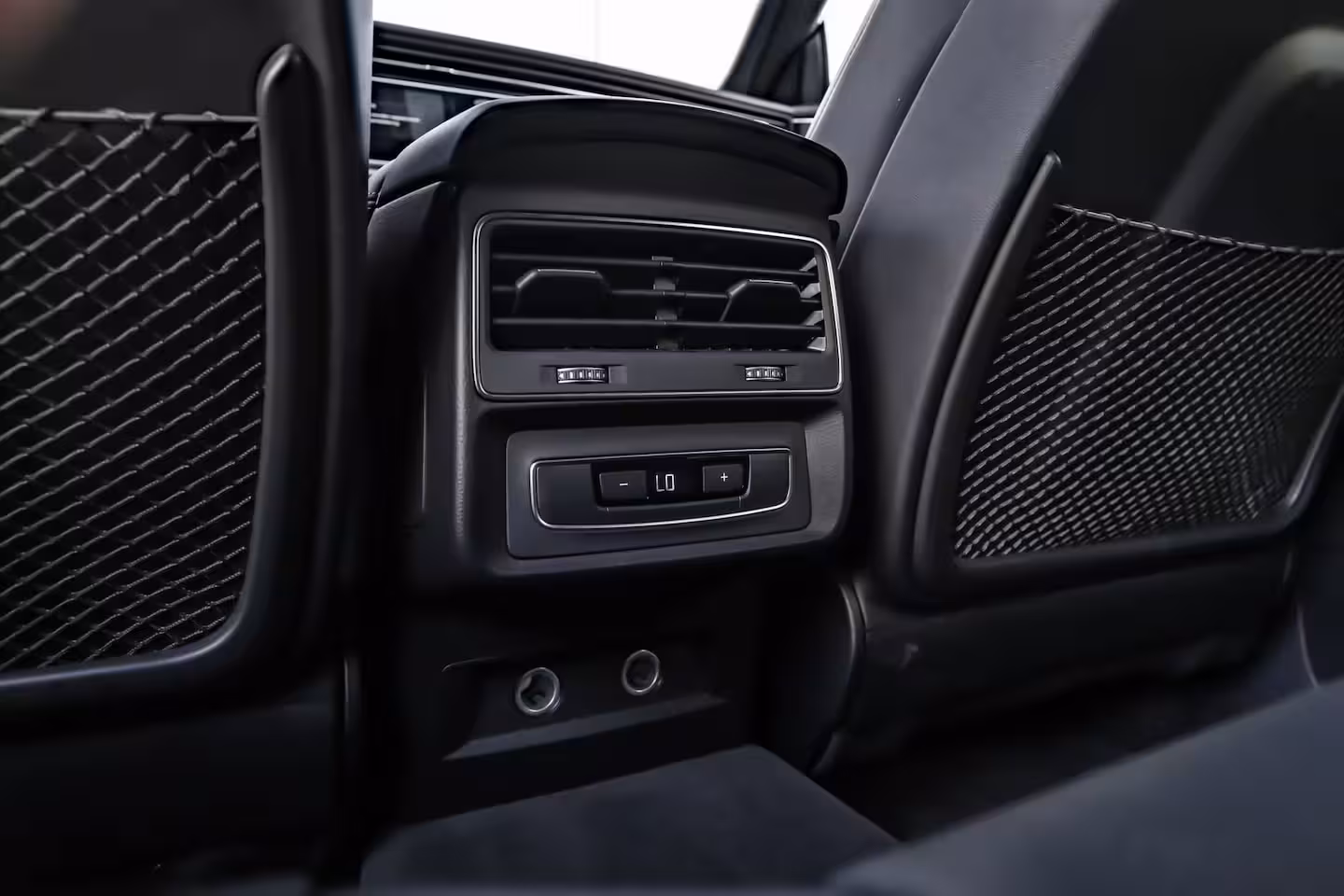 Audi Q8 60 TFSI e quattro Pro Line S Competition 490 PK | Vierwielbesturing | Panoramadak | B&O |