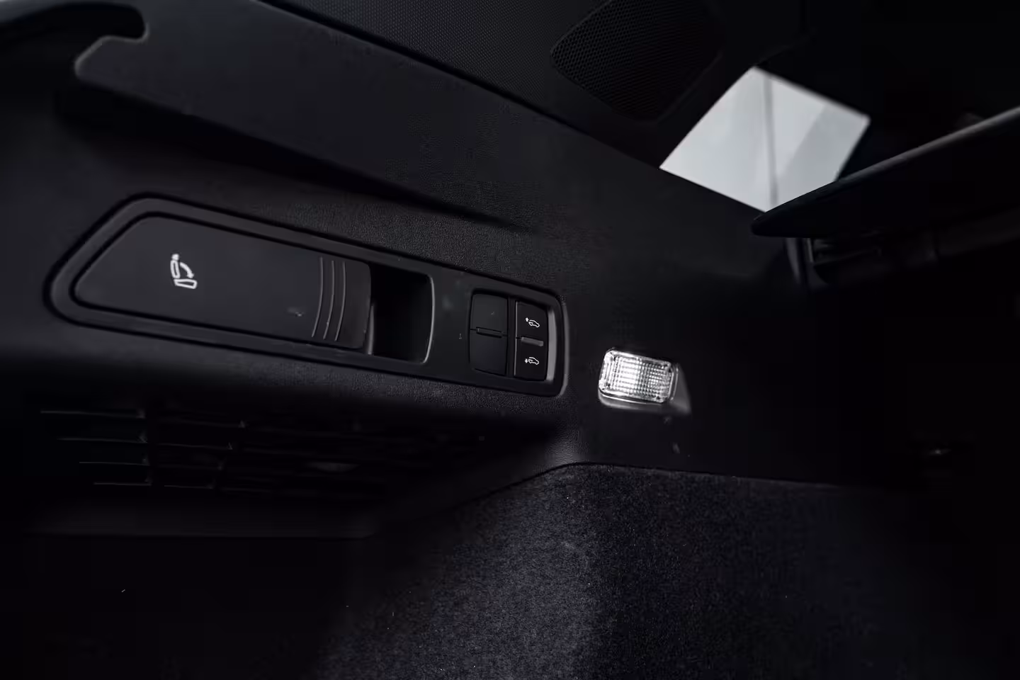 Audi Q6 e-tron S edition Performance 100 kWh 306PK | Luchtvering | Panoramadak | Head-up display | Bang &