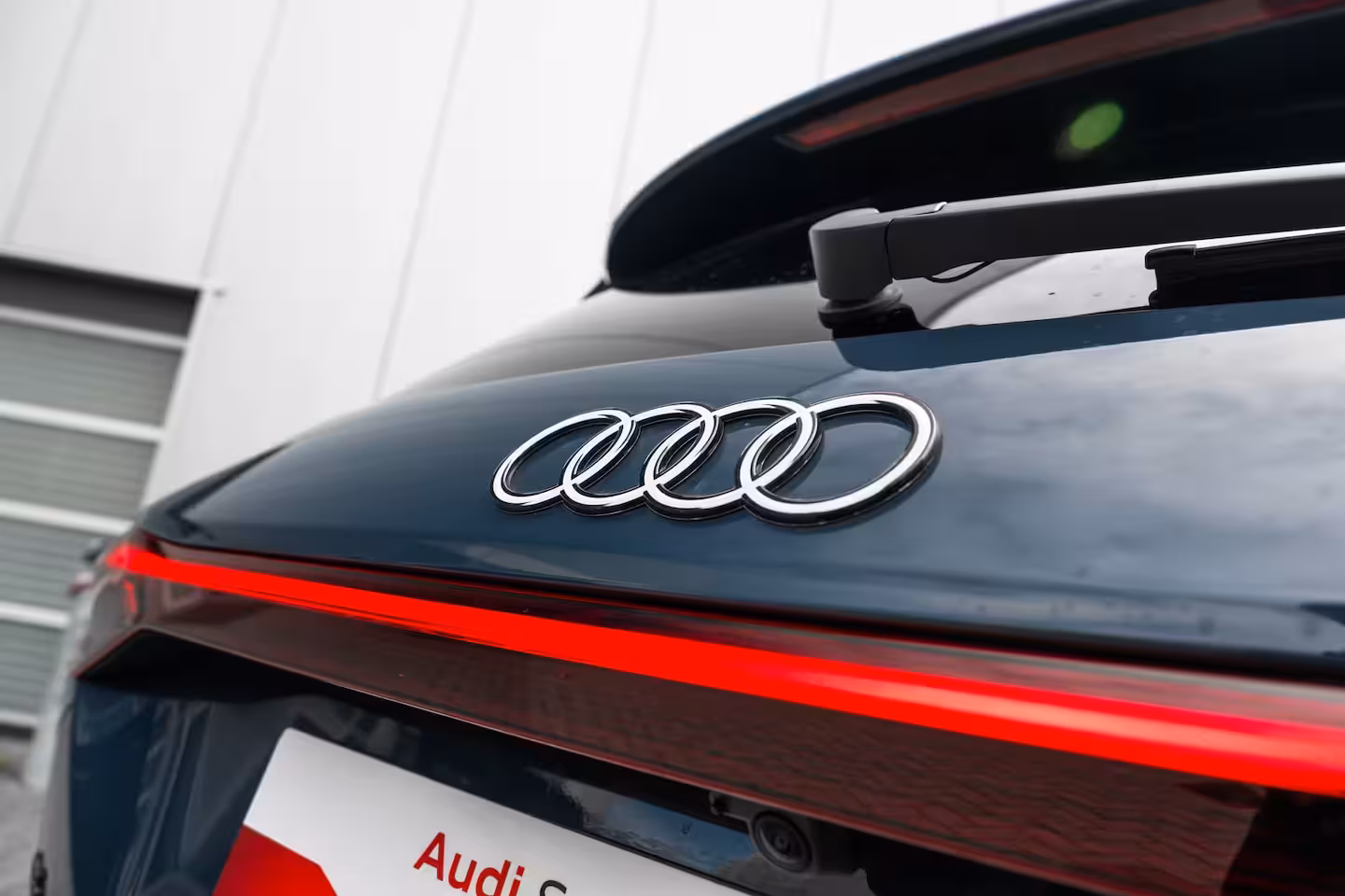 Audi Q6 e-tron S edition Performance 100 kWh 306PK | Luchtvering | Panoramadak | Head-up display | Bang &