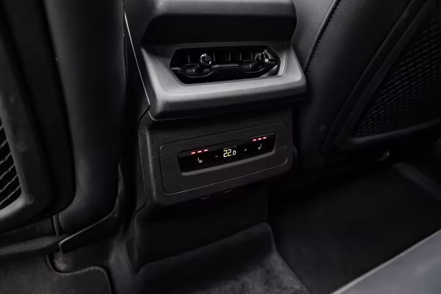 Audi Q6 e-tron S edition Performance 100 kWh 306PK | Luchtvering | Panoramadak | Head-up display | Bang &
