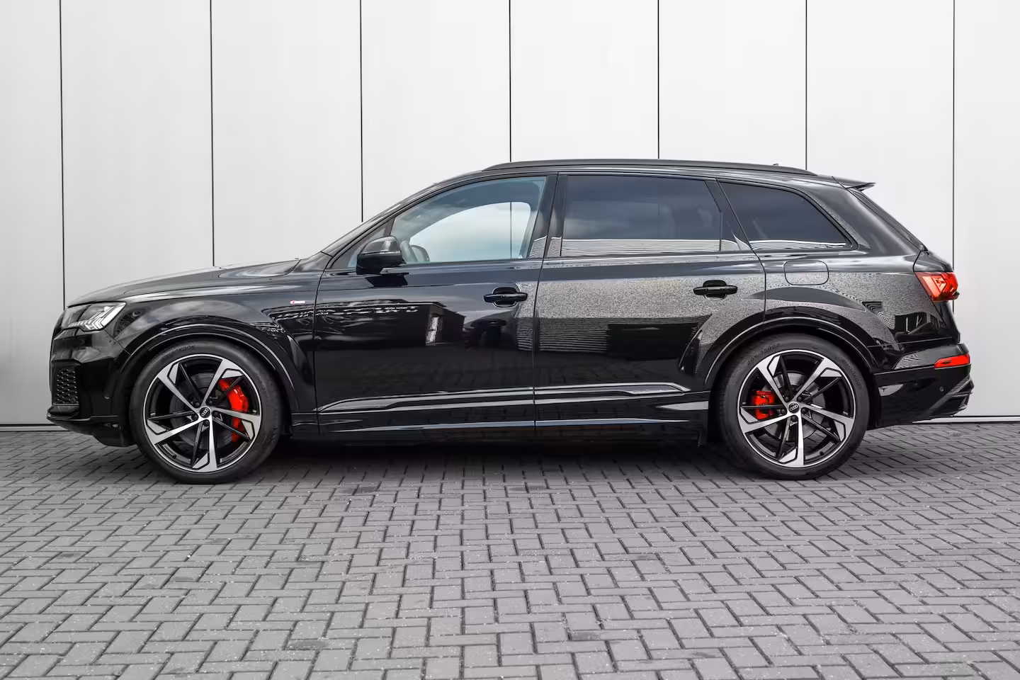 Audi Q7 60 TFSI e quattro Pro Line S Competition 462 PK | Trekhaak | Stuurverwarming | 22" velgen