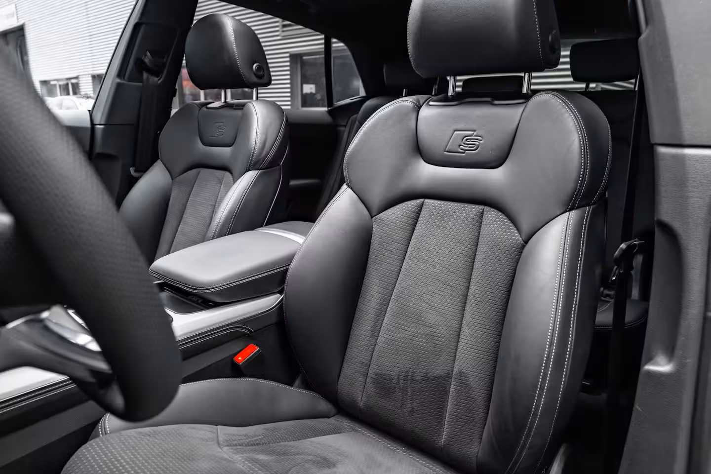 Audi Q8 55 TFSI e quattro Pro Line S 394 PK | Trekhaak | Vierwielsturing | Panoramadak | B&O | 360