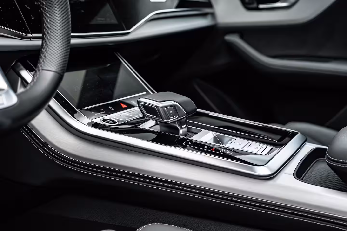 Audi Q8 55 TFSI e quattro Pro Line S 394 PK | Trekhaak | Vierwielsturing | Panoramadak | B&O | 360