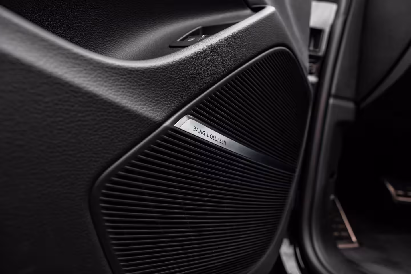 Audi Q8 55 TFSI e quattro Pro Line S 394 PK | Trekhaak | Vierwielsturing | Panoramadak | B&O | 360