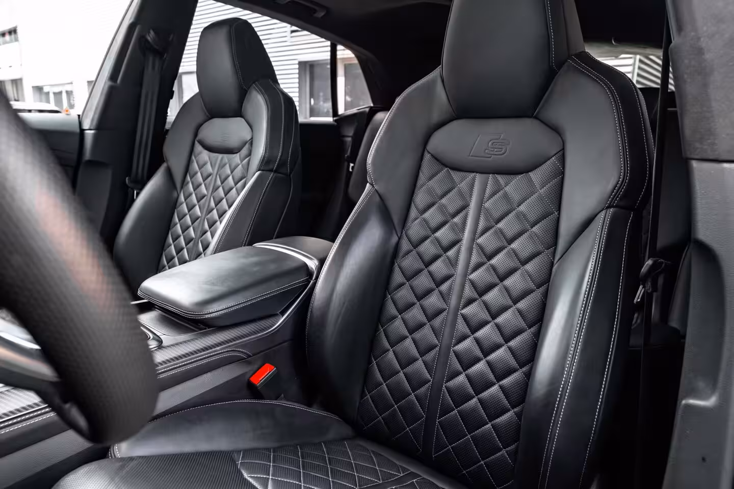 Audi Q8 60 TFSI e quattro Pro Line S Competition 490PK | Panoramadak | 23'' Vossen | Laser LED Kop
