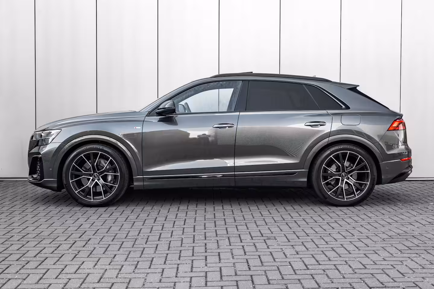Audi Q8 55 TFSI e quattro Pro Line S 394PK | Panoramadak | Elek.stoelen incl. geheugen | Sfeerverl