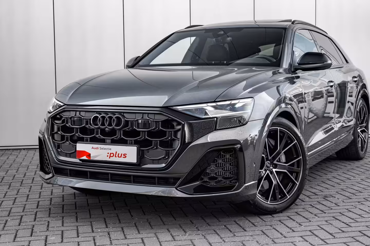 Audi Q8 55 TFSI e quattro Pro Line S 394PK | Panoramadak | Elek.stoelen incl. geheugen | Sfeerverl