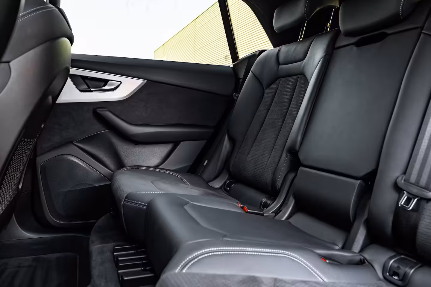 Audi Q8 55 TFSI e quattro Pro Line S 394PK | Panoramadak | Elek.stoelen incl. geheugen | Sfeerverl