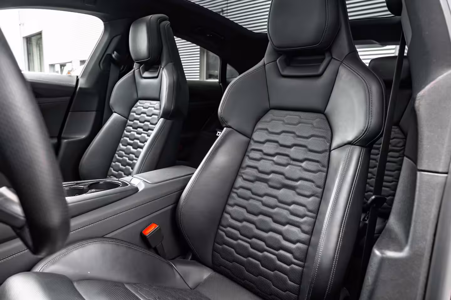Audi e-tron GT GT 93 kWh 476PK | Luchtvering | Stoelventilatie | 360 Camera | Assistentie Pakket Plus | B