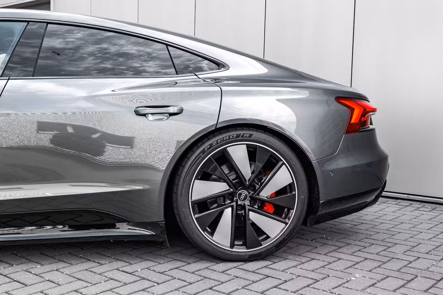 Audi e-tron GT GT 93 kWh 476PK | Luchtvering | Stoelventilatie | 360 Camera | Assistentie Pakket Plus | B