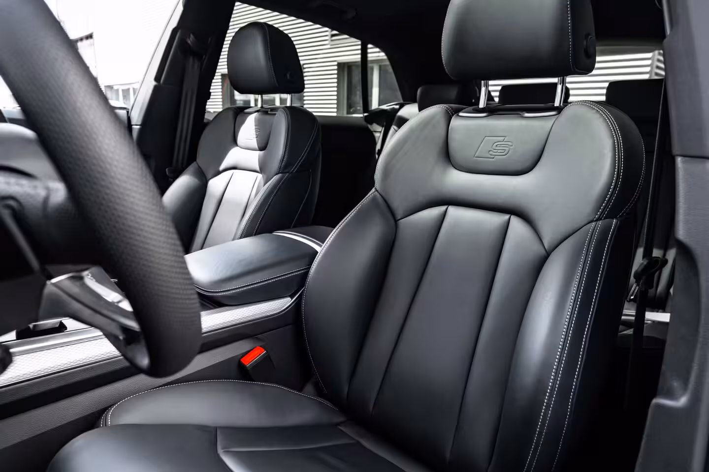 Audi Q8 55 TFSI e quattro Pro Line S 394PK | Trekhaak | Panorama Dak | 360 Camera | Sfeerverlichti
