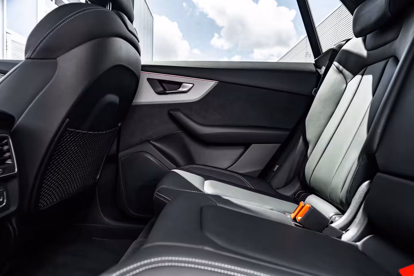 Audi Q8 55 TFSI e quattro Pro Line S 394PK | Trekhaak | Panorama Dak | 360 Camera | Sfeerverlichti